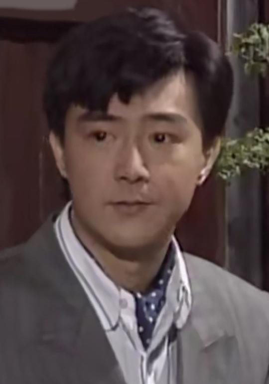 周韦杰 Wei-chie Chou