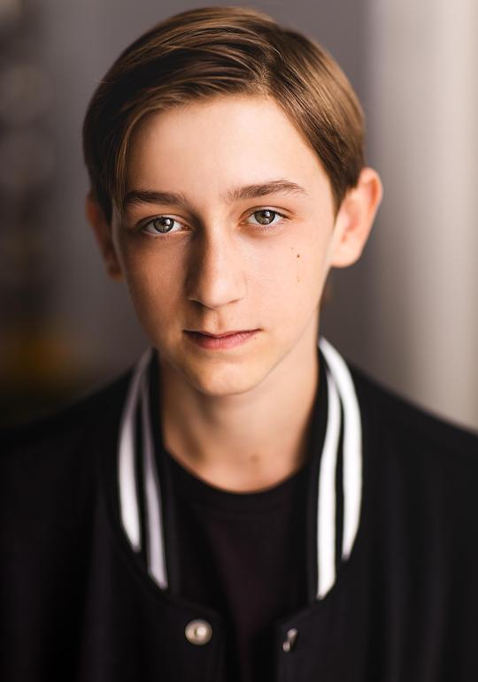 卡梅隆·尼科尔 Cameron Nicoll