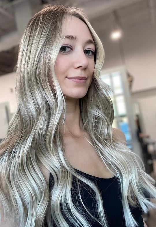 泰莎·布儒瓦 Tessa Bourgeois