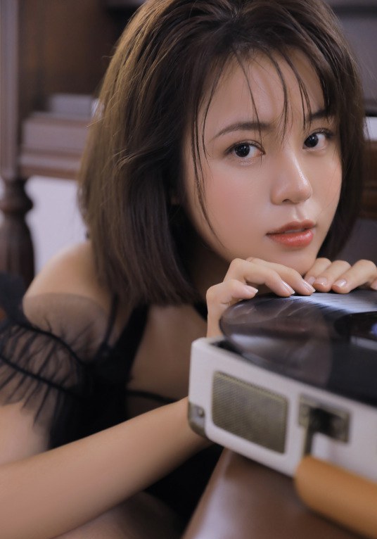 熊梓菱 Ziling Xiong