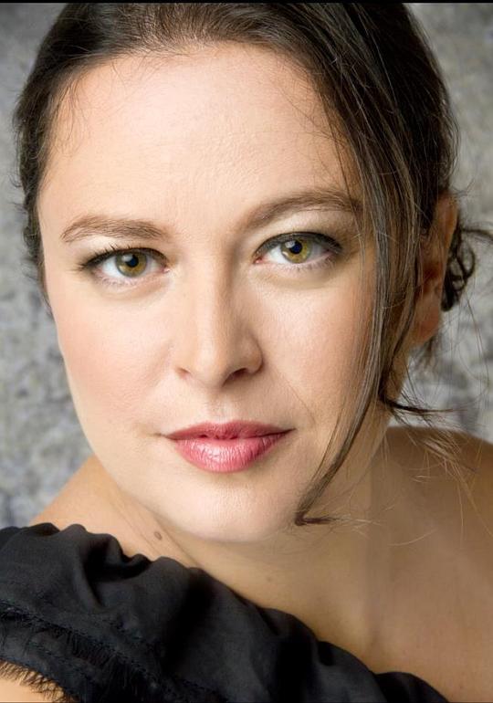 Sophie Pâris  Sophie Pâris