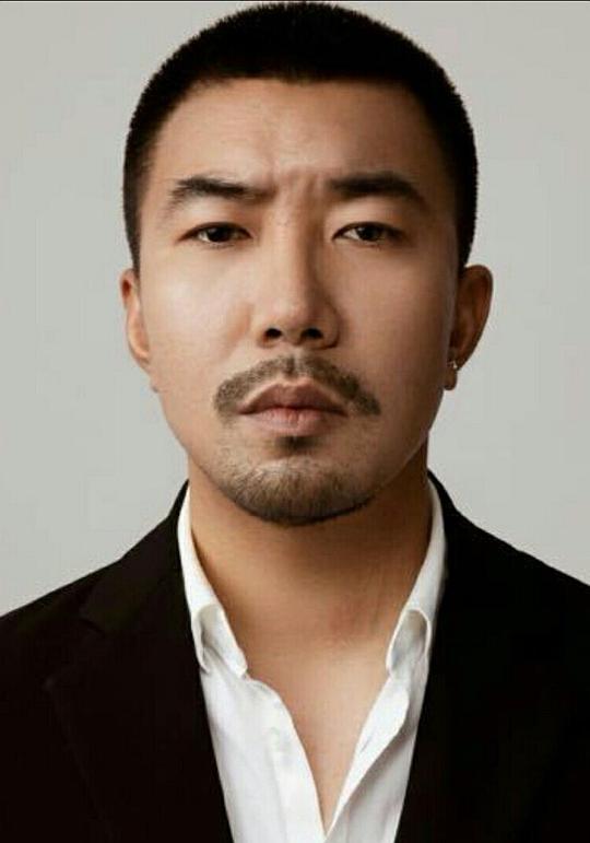 刘浩骏龙 Haojunlong Liu