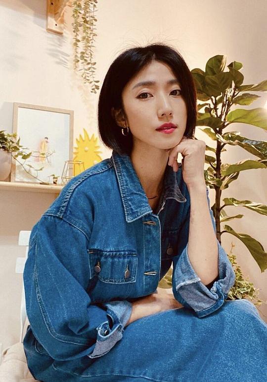 庞蕾馨 Kate Pang