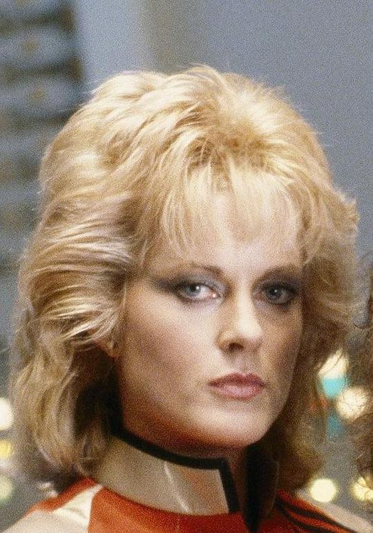 琼·查德威克 June Chadwick