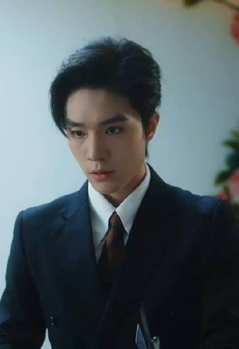 梁思伟  Liang Siwei