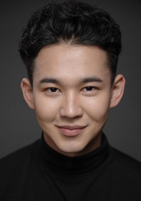 萨努尔詹·苏莱曼诺夫 Sanurzhan Suleimen