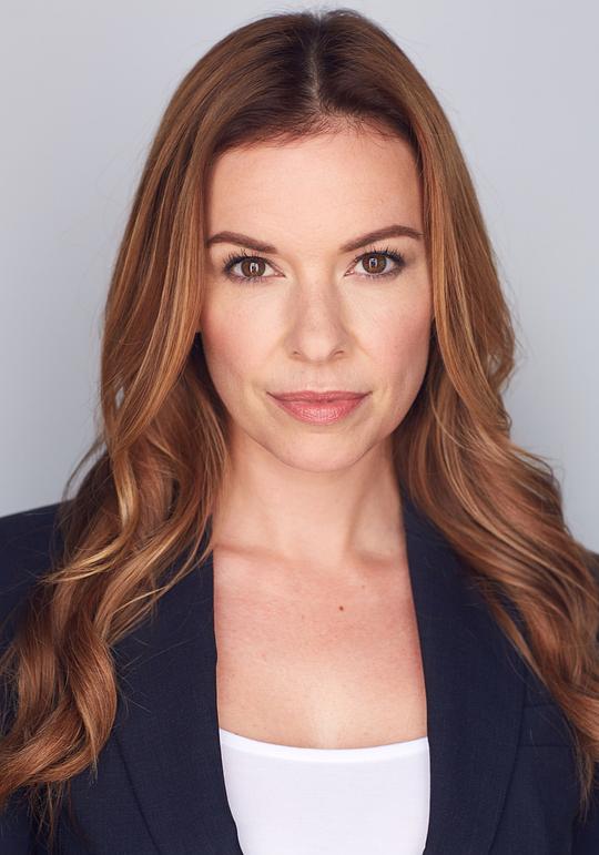 莎拉·格蕾丝·桑德斯 Sarah Grace Sanders