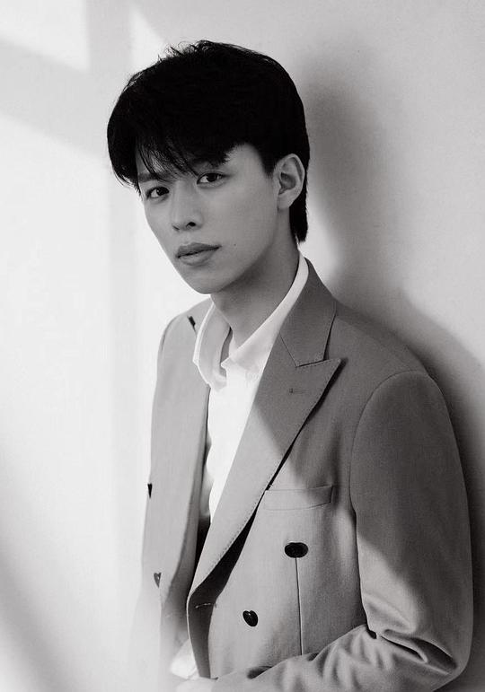 丛鑫 Xin Cong