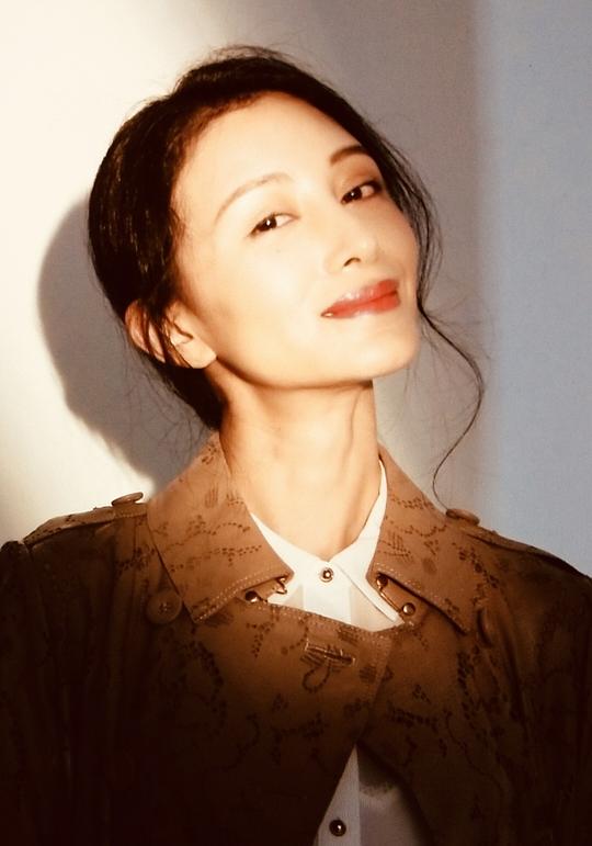 侯莹珏 Yingjue Hou