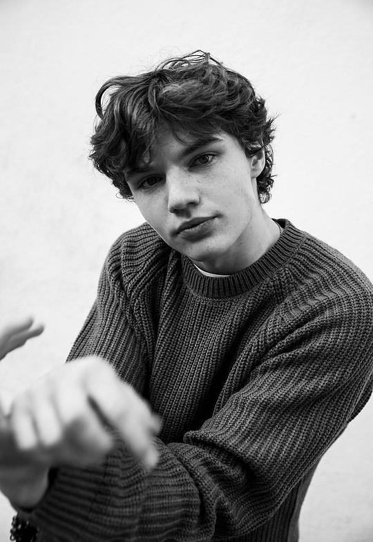 迪伦·休斯 Dylan Hughes