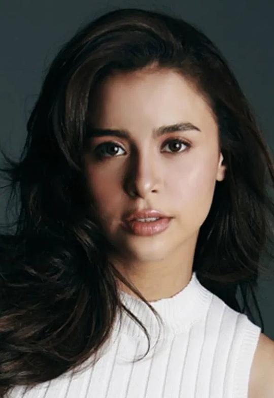 亚西·普雷斯曼 Yassi Pressman