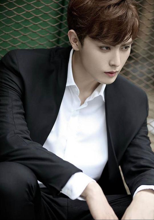 郑熹哲 Jung Heecheol