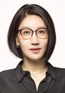 易立竞 Lijing Yi