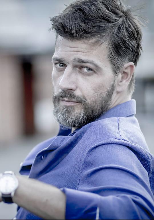 阿马尔·布克维奇 Amar Bukvic