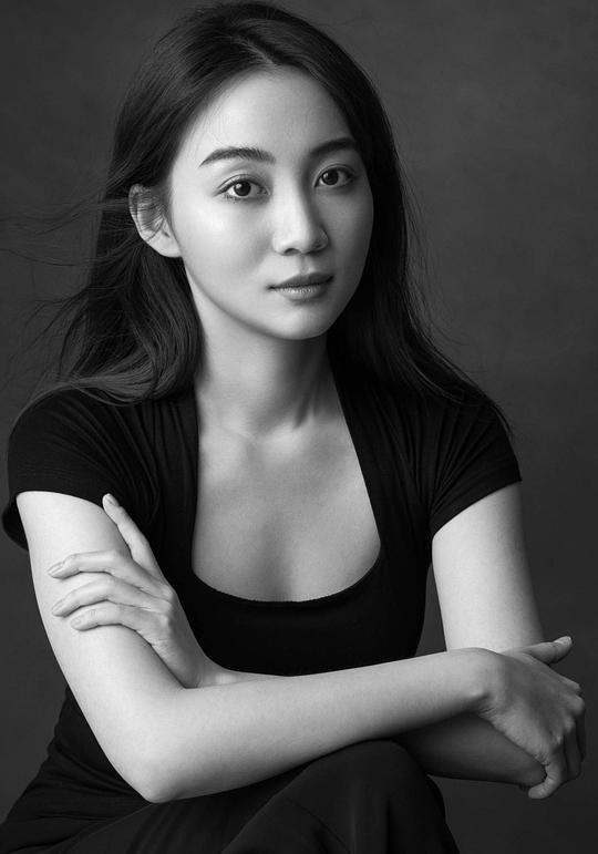潘雅蝶 Zooey Pan
