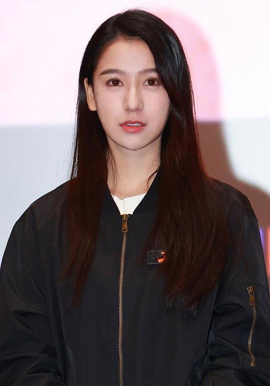 黄婷 Ting Huang