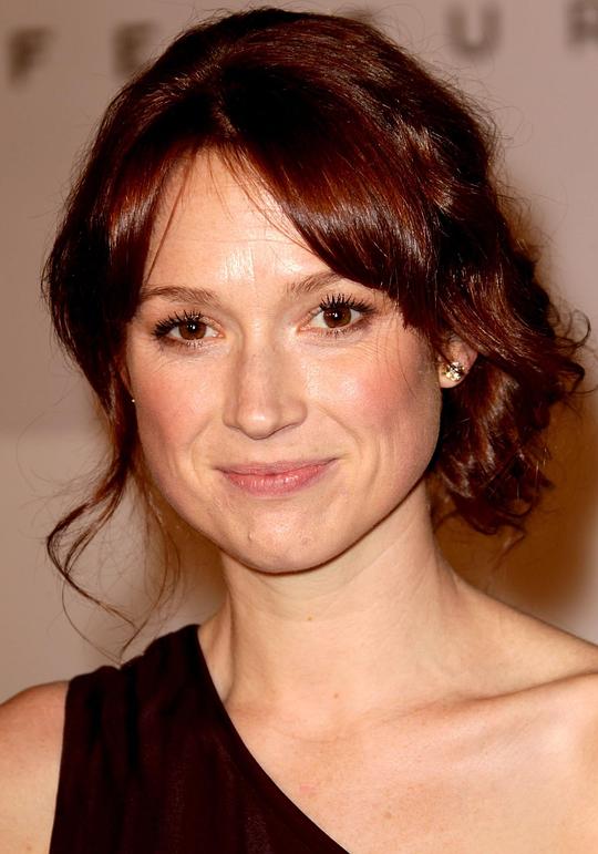 艾丽·坎伯尔 Ellie Kemper
