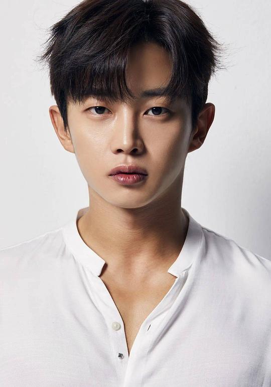 金玟锡 Min-seok Kim