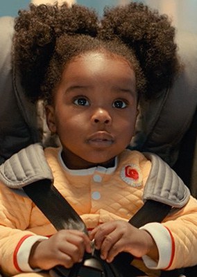 西耶娜-罗宾·马万加 Sienna-Robyn Mavanga