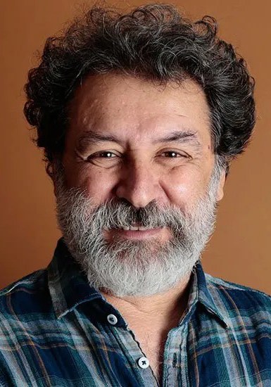 库比拉伊·卡尔斯勒奥卢 Kubilay Karslioglu