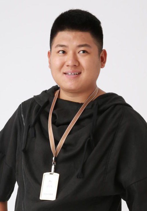 李允傲 Yunao Li