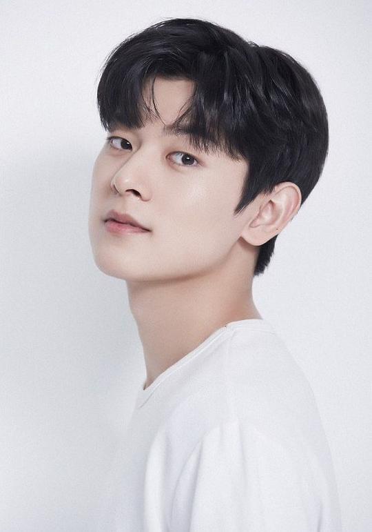 金明灿 Myung Chan Kim