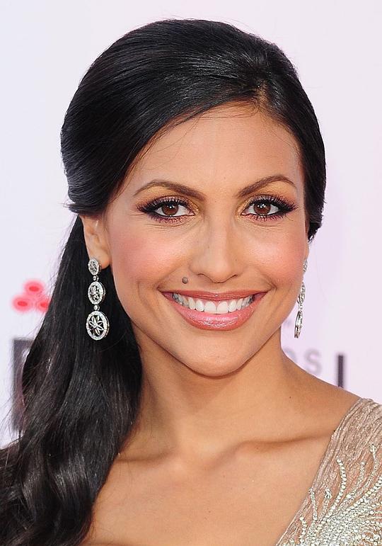 杰西·卡马乔 Jessie Camacho