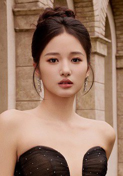 陈昕葳 Vivi Chen