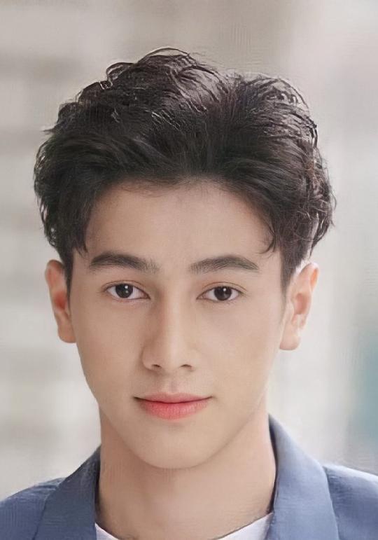 奇萨努蓬·邦马尼 Chisanupong Paungmanee