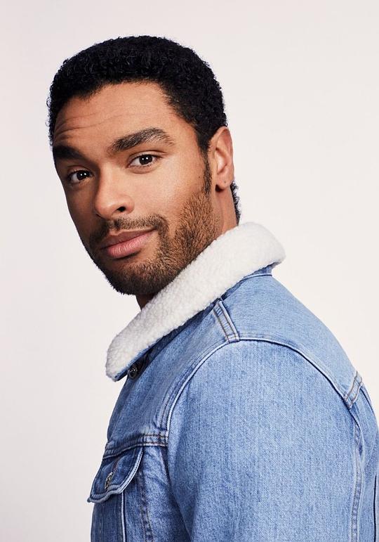 雷吉-让·佩吉 Regé-Jean Page