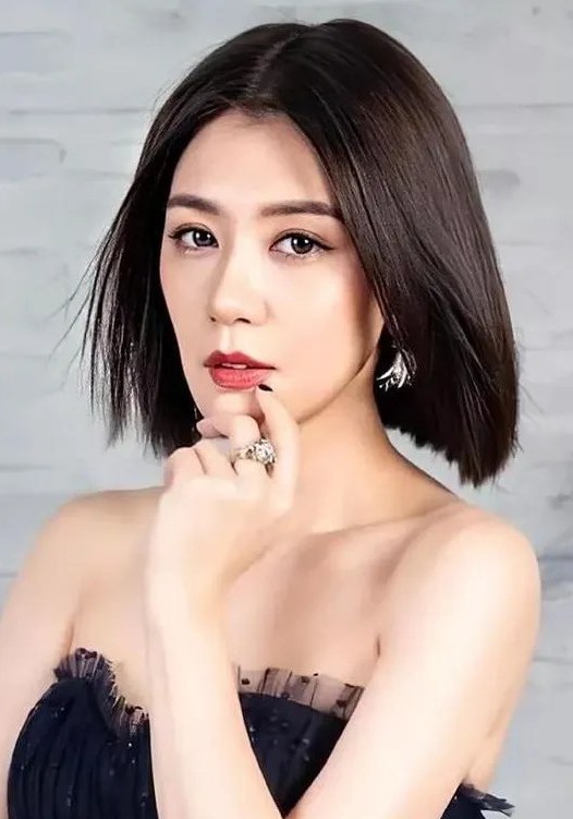 贾静雯 Alyssa Chia