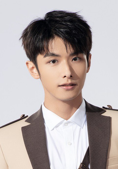 赵弈钦 Yiqin Zhao