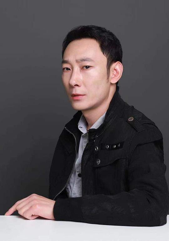 张玄鹏 Xuanpeng Zhang