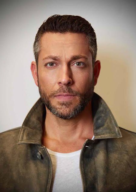 扎克瑞·莱维 Zachary Levi