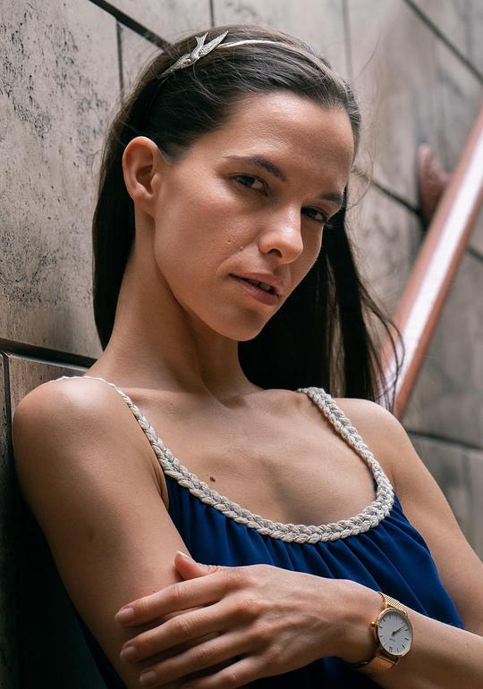 奇洛·克米韦斯 Csilla Komuves