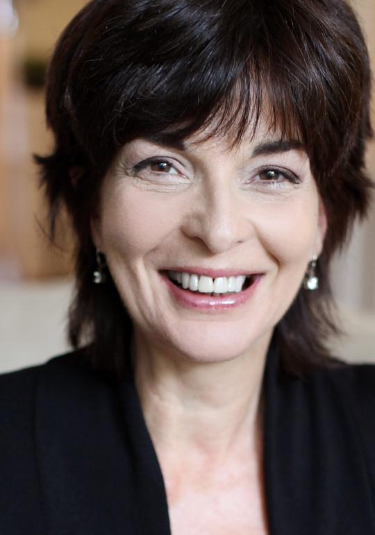 米舍利娜·伯纳德 Micheline Bernard