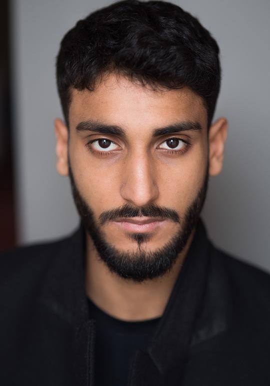 阿克夏伊·卡纳 Akshay Khanna