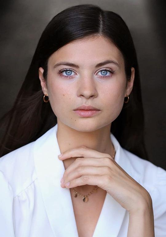 汉娜·阿尔德恩 Hanna Ardéhn