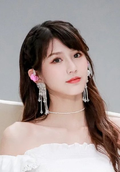 朱主爱 Joyce Chu