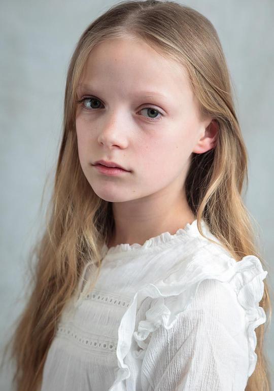 提莉·沃克 Tilly Walker