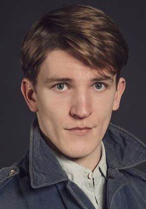 伊万·米切尔 Ewan Mitchell