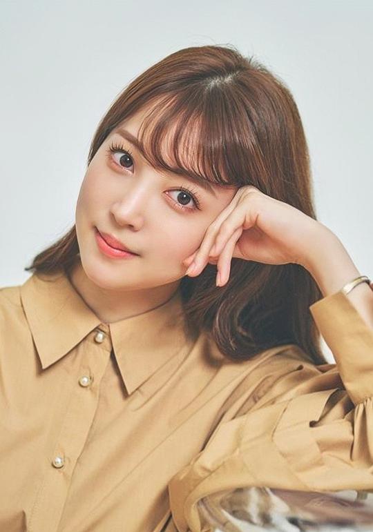 麻亚里 Maari