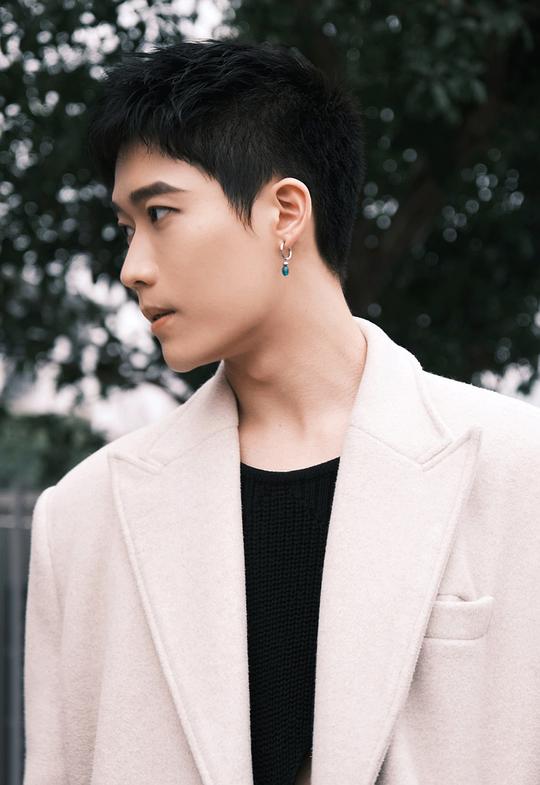 许艺燊 yishen Xu