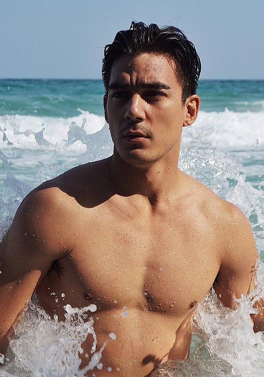 阿提拉·盖诺 Attila Gagnaux