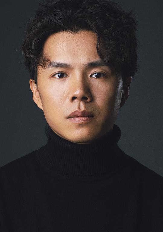 王俊 Jun Wang