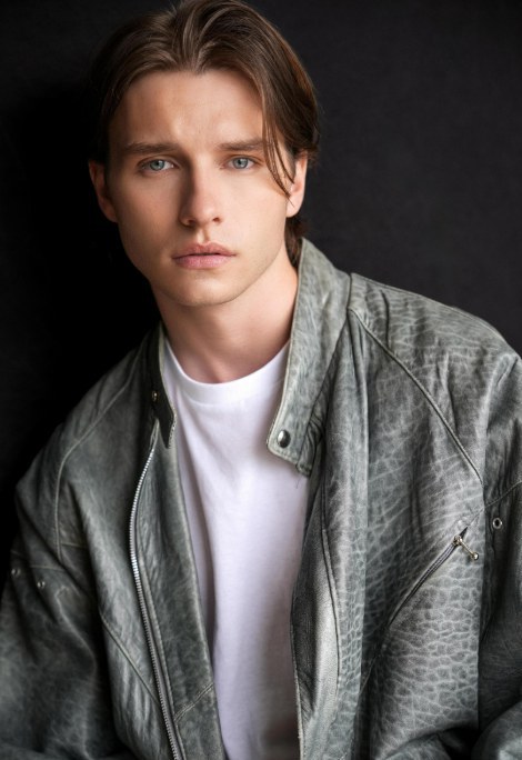 迪伦·迈克伊万 Dylan McEwan