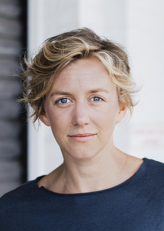 弗朗切斯卡·马亨斯 Franziska Machens