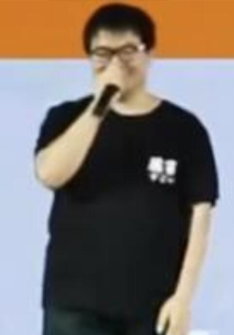 默伶 Ling Mo