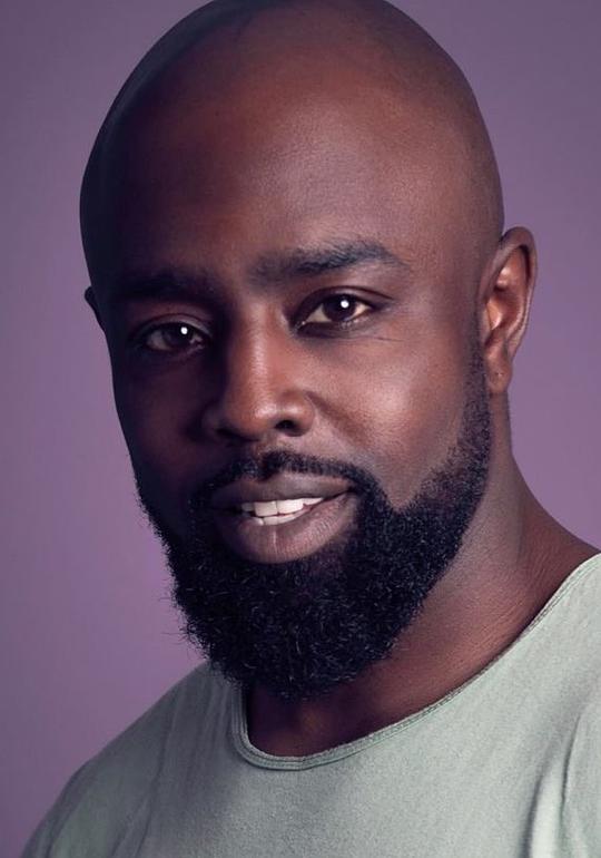 迈克尔·巴洛贡 Michael Balogun