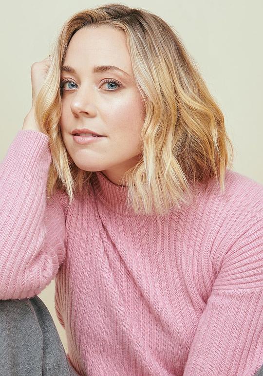 埃里卡·汉宁森 Erika Henningsen